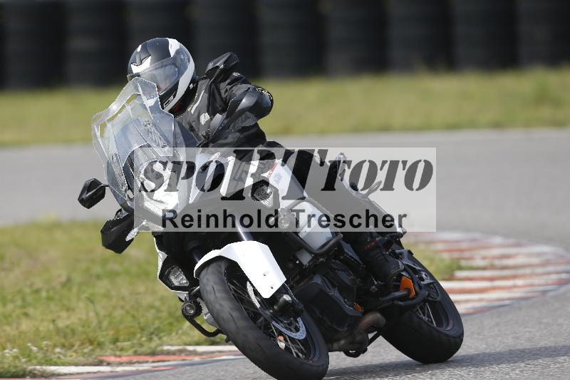 /Archiv-2024/17 01.05.2024 Speer Racing ADR/Schnuppertraining